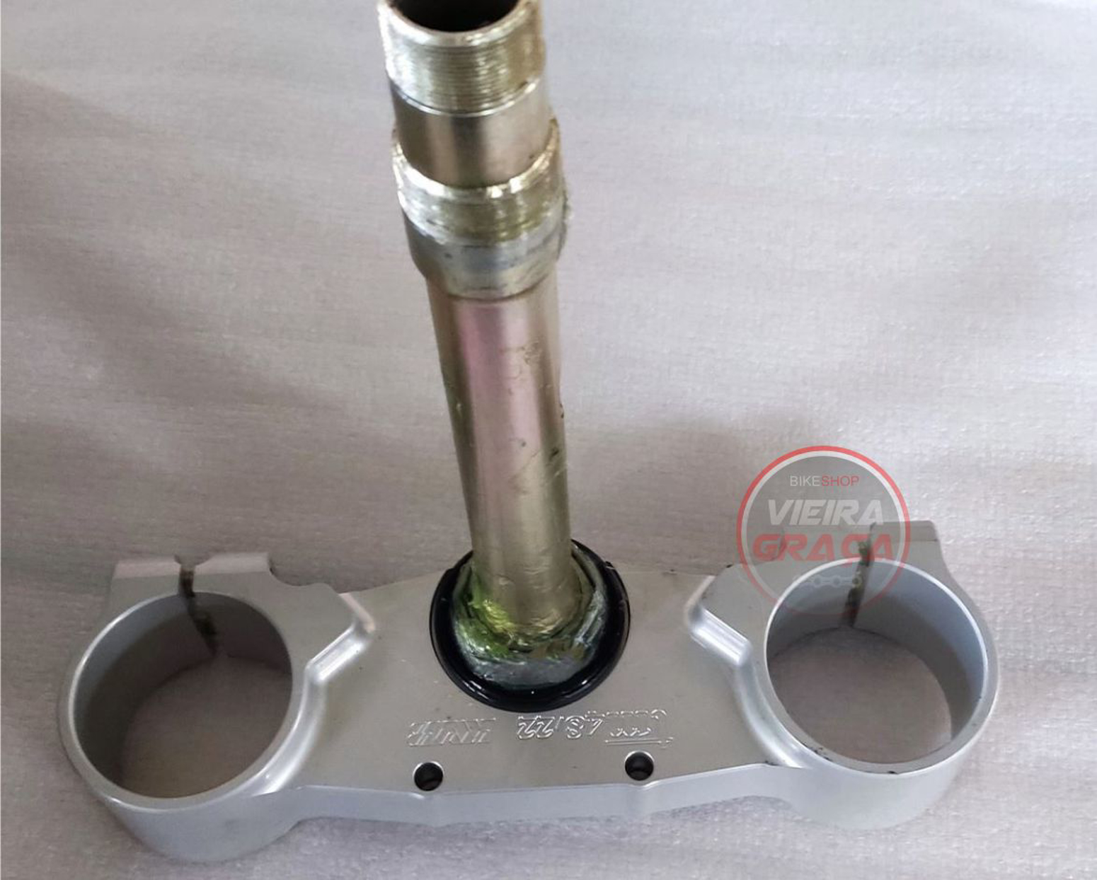 Imagem de Mesa inferior suspenção KAYABA 48.23 TM Racing