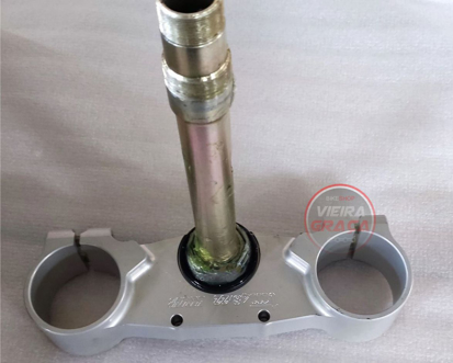 Imagem de Mesa inferior suspenção KAYABA 48.23 TM Racing